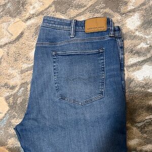 American Eagle Outfitters Men's Classic Denim Jeans